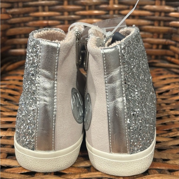 Vintage Havana NWT  Silver Glitter High-Top Sneakers - Picture 9 of 11